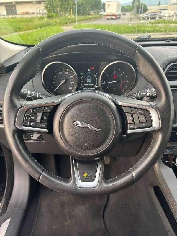 Jaguar F-Pace CATENA DISTRIBUZIONE FATTA