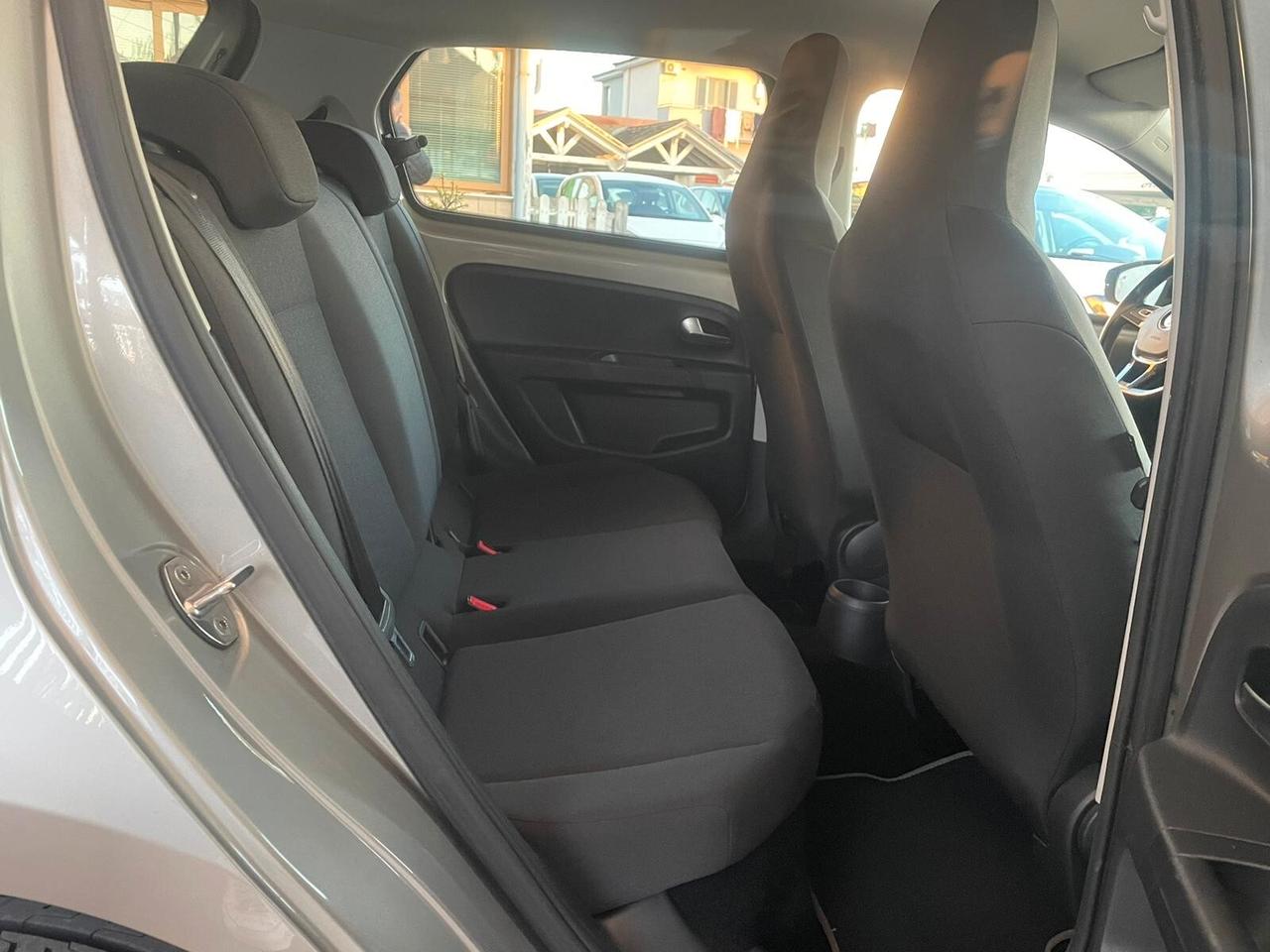 Volkswagen up! e-up! 82 CV