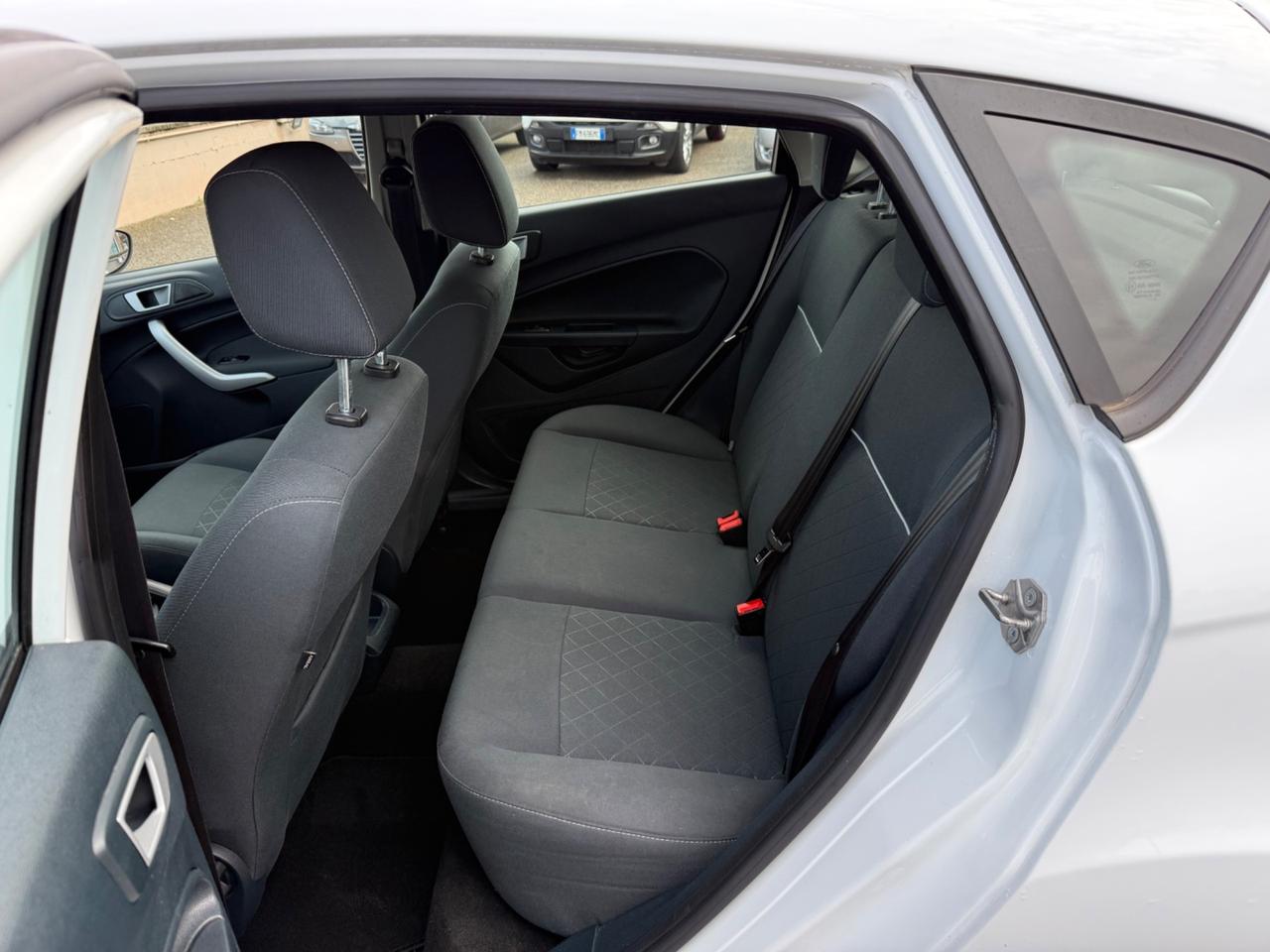 Ford Fiesta 1.4 5 porte Bz.- GPL Titanium