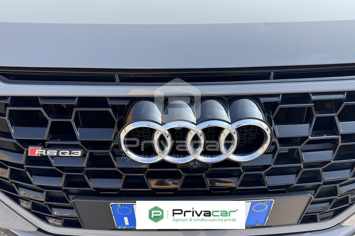 AUDI RS Q3 quattro S tronic