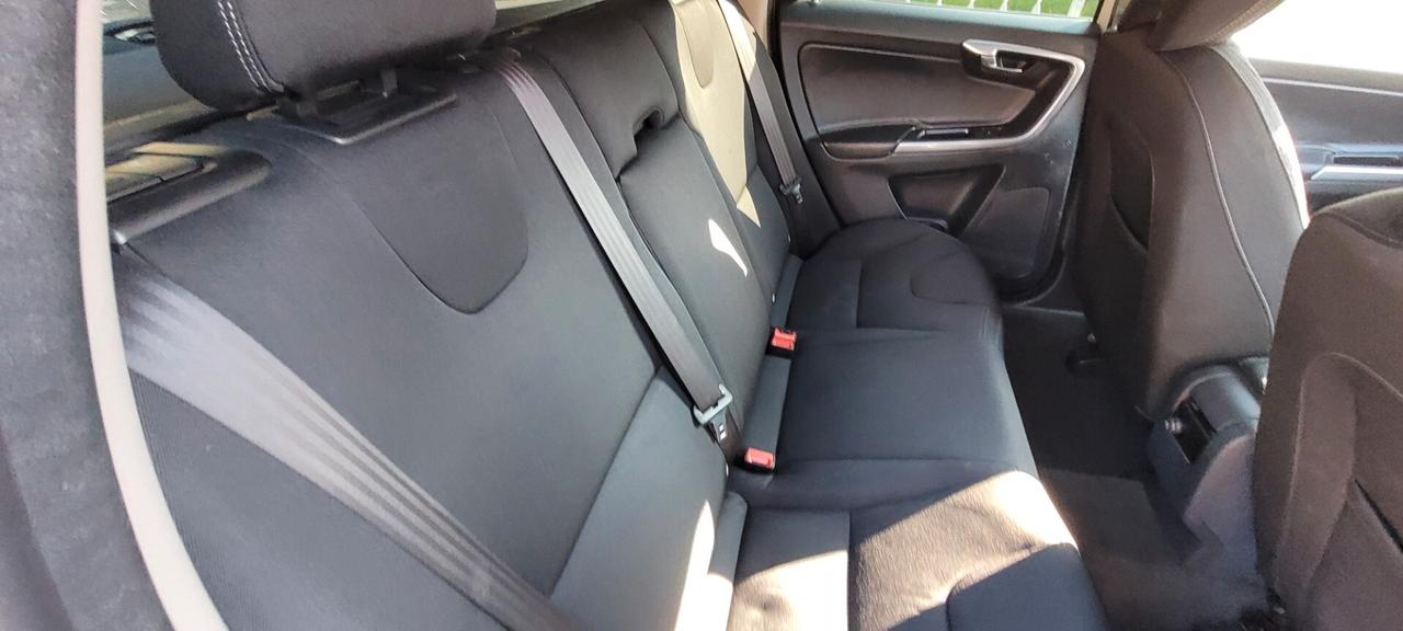 Volvo XC 60 XC60 D4 Geartronic Kinetic