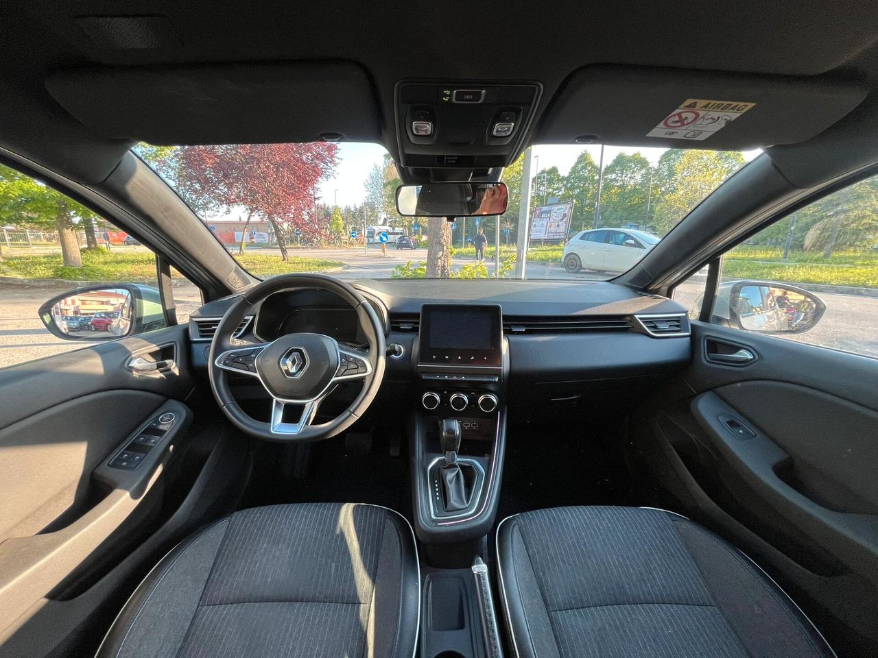 Renault Clio Full Hybrid E-Tech 140 CV 5 porte Intens