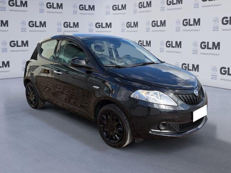 Lancia Ypsilon 1.0 FireFly 70cv Hybrid Silver Plus