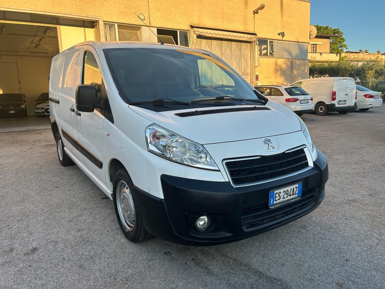 Peugeot Expert 2.0 HDi 125CV Furgone