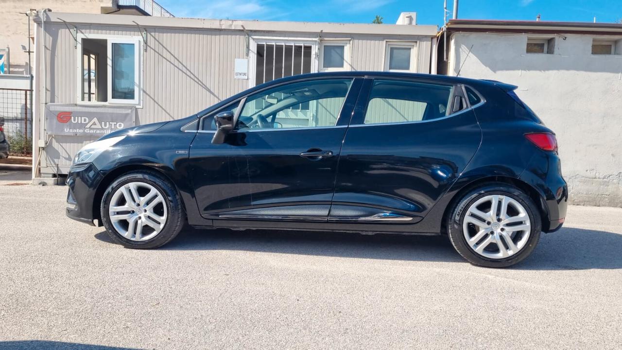 Renault Clio dCi 8V 75 CV 5 porte Duel2