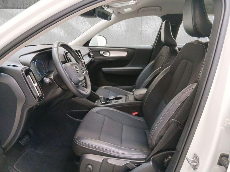 Volvo XC40 2.0 d3 Momentum awd geartronic my20