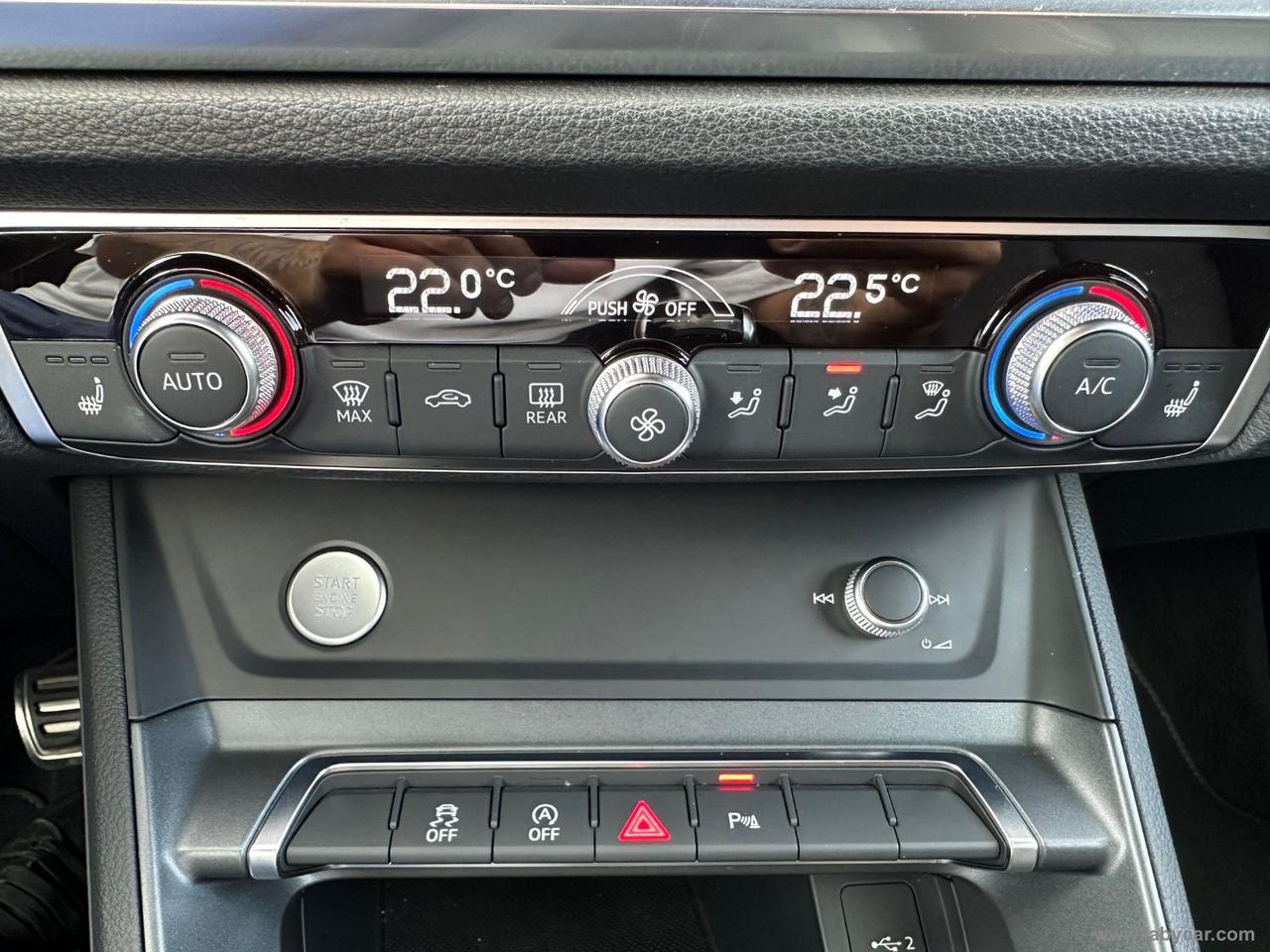 AUDI Q3 35 TFSI S line edition