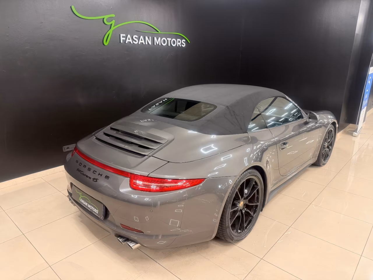 Porsche 911 Cabrio 3.8 Carrera 4S
