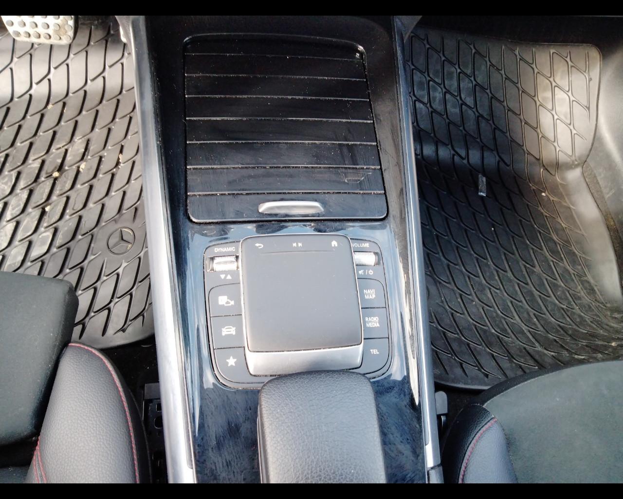 Mercedes-Benz GLA-H247 2020 - GLA 250 e phev (eq-power) Premium auto