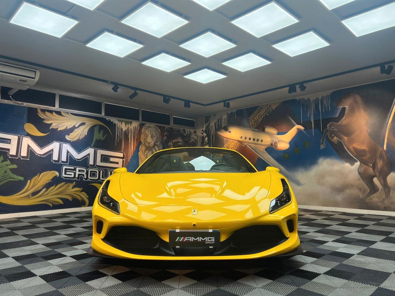 Ferrari F8 Spider 3.9 (640)