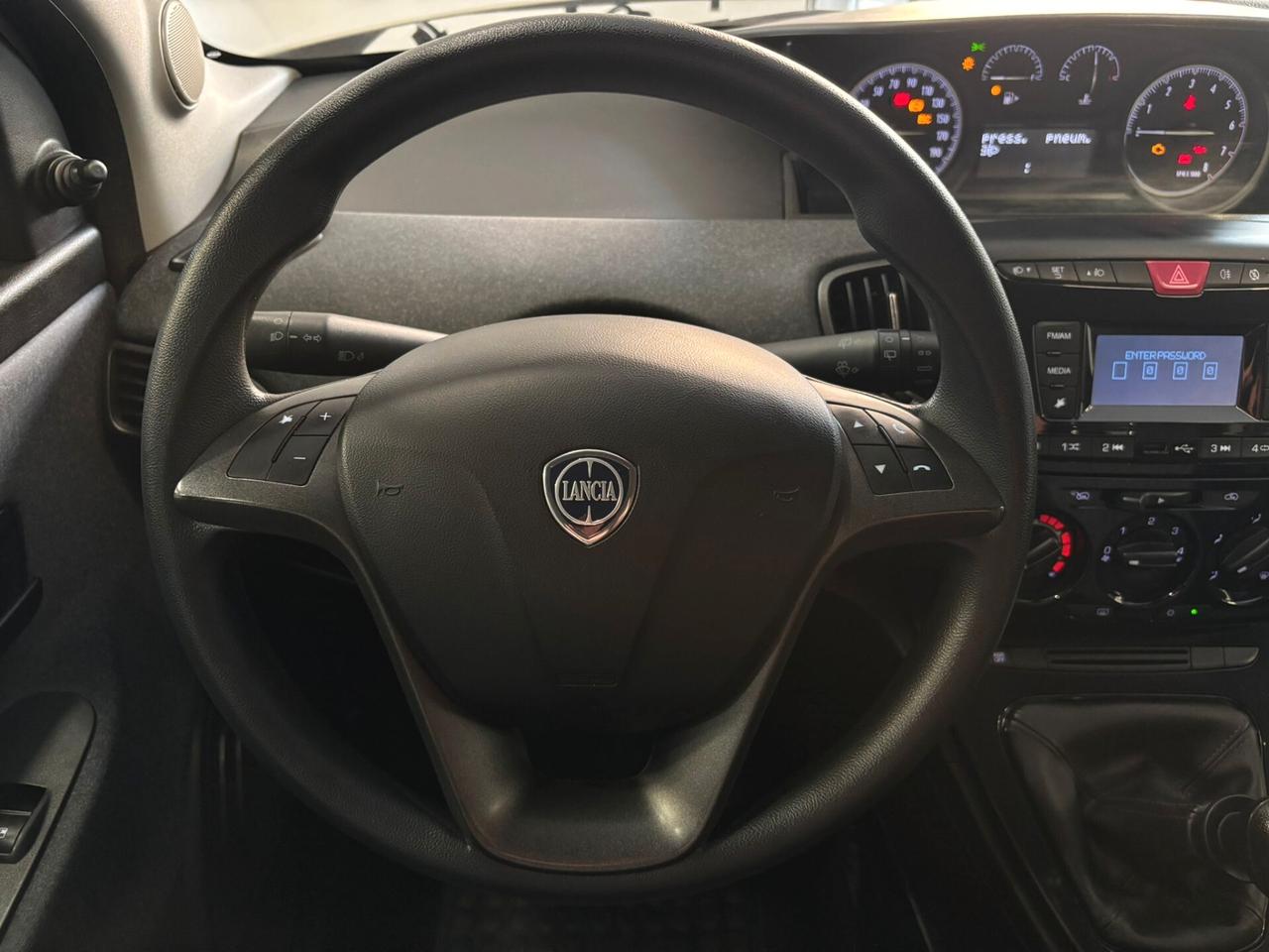 Lancia Ypsilon 1.2 69 CV 5 porte GPL Ecochic Platinum