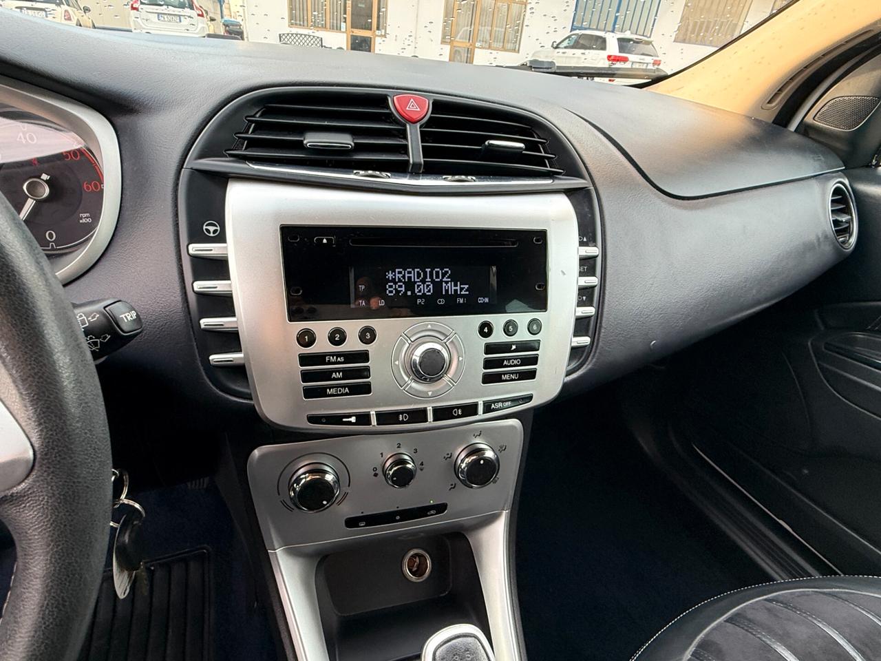 Lancia Delta 1.6 MJT DPF Argento