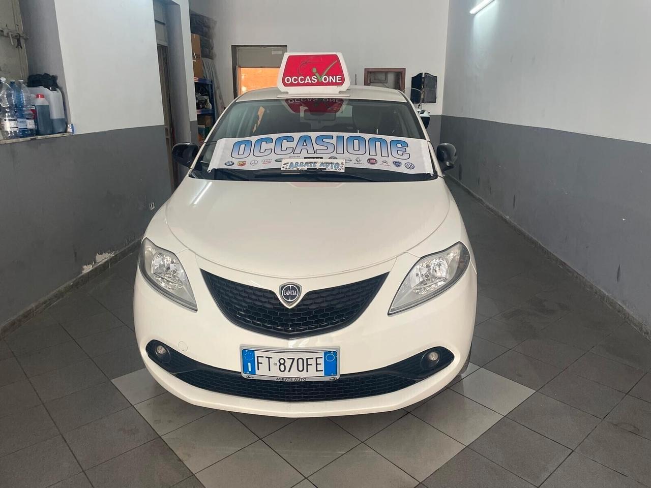 Lancia Ypsilon 1.2 69 CV 5 porte S&S Platinum