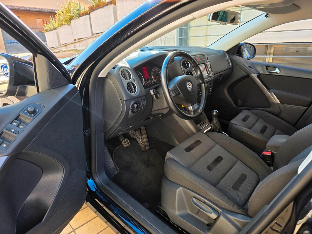 Volkswagen Tiguan 2.0 16V TDI DPF Sport & Style 4 motion