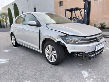 VW Polo 1.6 TDI 80cv 2018 SINISTRATA