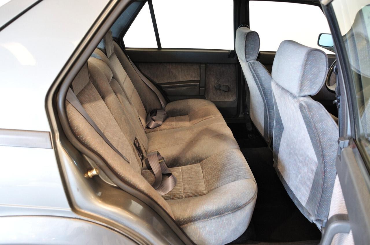Alfa Romeo 75 2.0i Twin Spark clima 1a serie ASI CRS