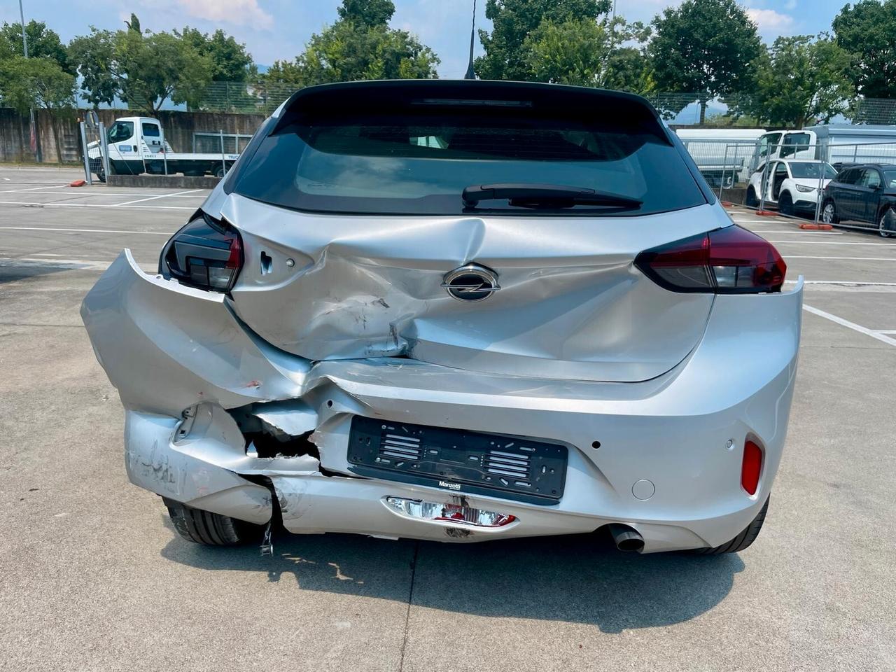 Opel Corsa 1.5 D 100 CV Edition ***VEICOLO INCIDENTATO VA IN MOTO **