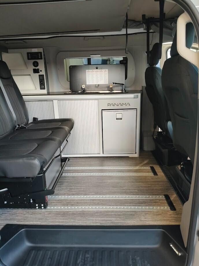 Ford TOURNEO CUSTOM PANAMA PEAK P50+ 2.0 TD 170CV AUTOMATICO