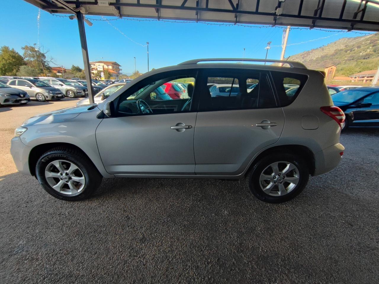 Toyota RAV 4 RAV4 Crossover 2.2 D-4D 150 CV DPF Exclusive GANCIO TRAINO