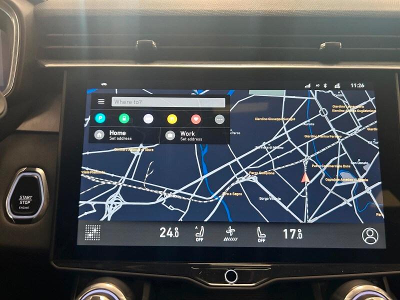 LYNK&CO 01 01 PHEV