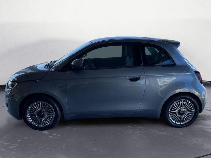 FIAT 500e 500 Nuova 500 Hatchback My23 La Nuova 500 - 320 Berlina