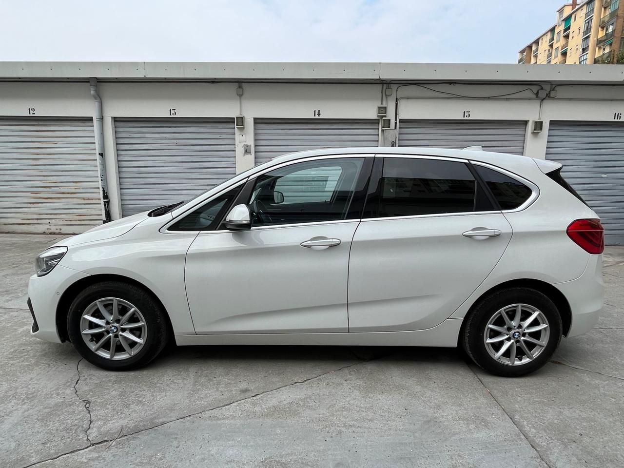 Bmw 216 216d Active Tourer Luxury CAMBIO AUTOMATICO
