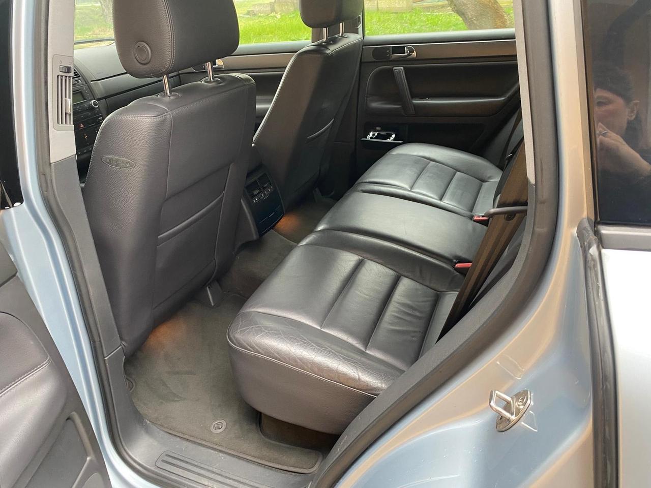 VW TOUAREG 2.5 R5 TDI DAVVERO MOLTO BELLA GUARDA