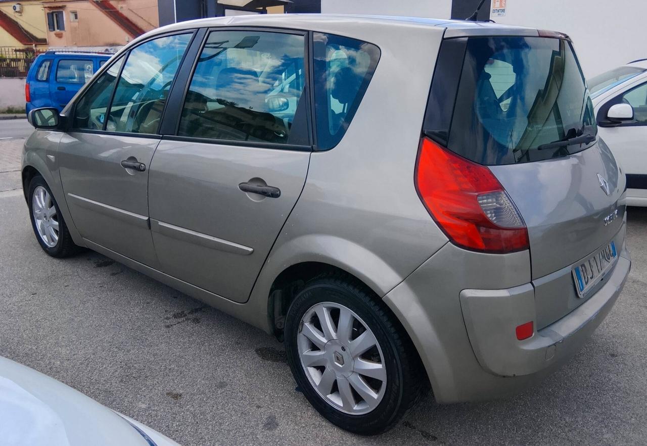 Renault Scenic 1.5 d 6 marce