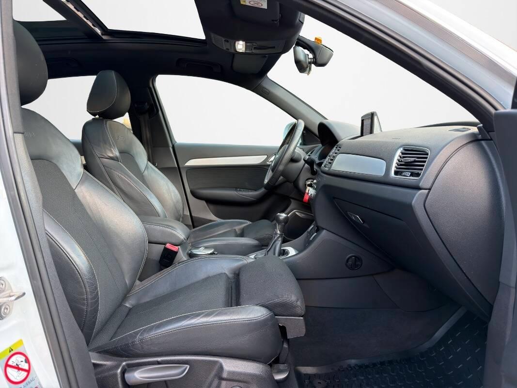 Audi Q3 2.0 tdi 150cv S line Tetto Bose Matrix