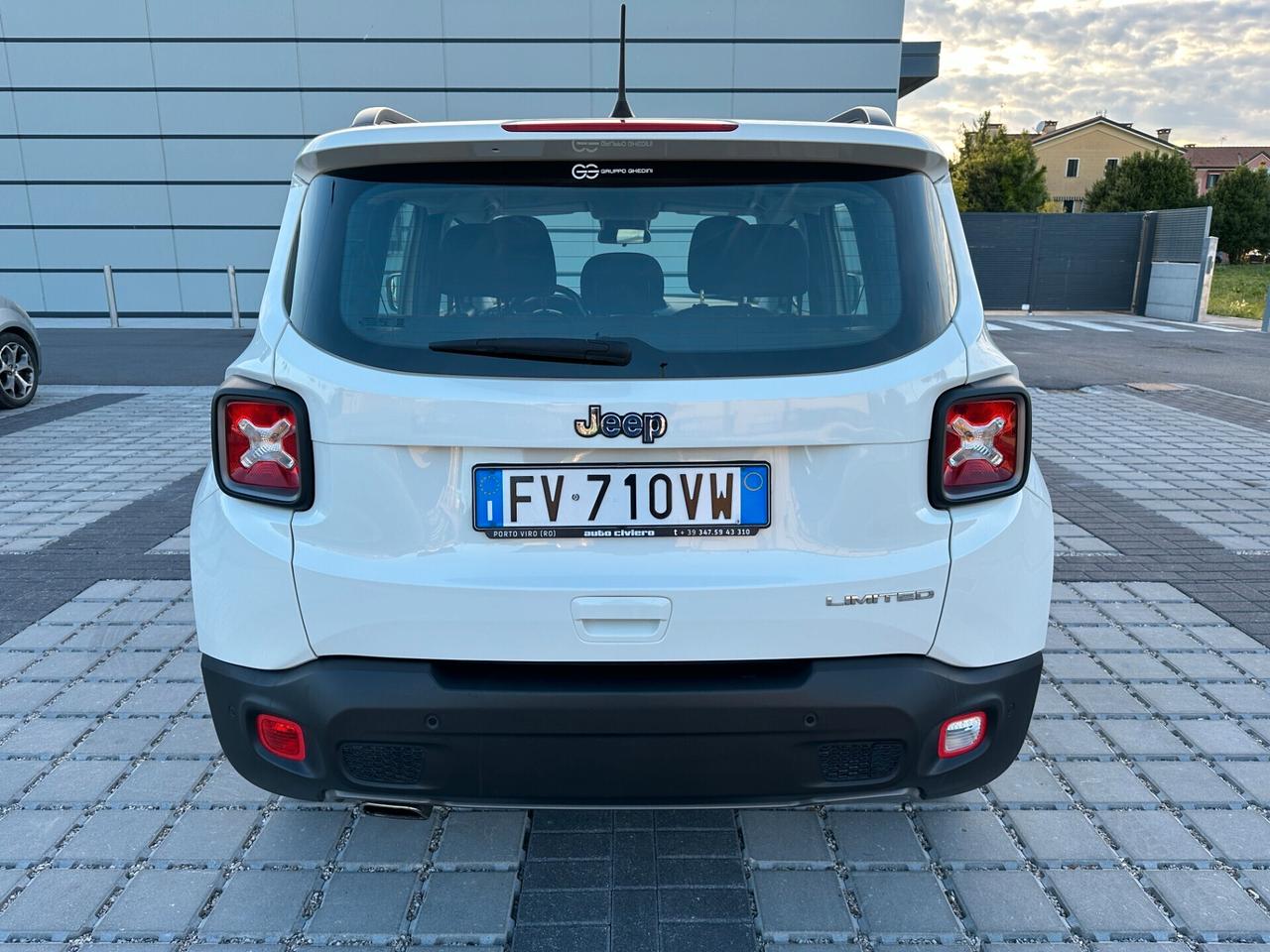 Jeep Renegade 1.6 Mjt DDCT 120 CV Longitude cambio automatico