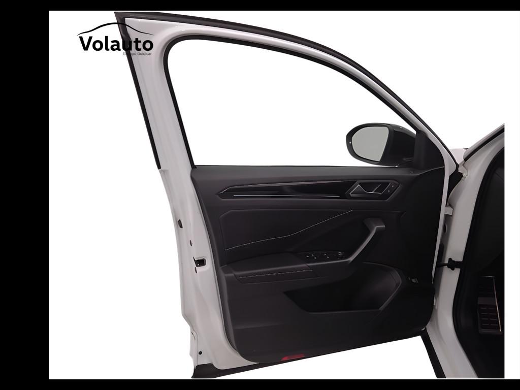 VOLKSWAGEN T-Roc 2022 - T-Roc 1.5 tsi R-Line dsg