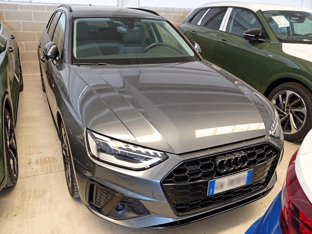 Audi A4 Avant 40 TDI Quattro S-Tronic S-Line LED Matrix, Navi, Cerchi 18, Retrocamera