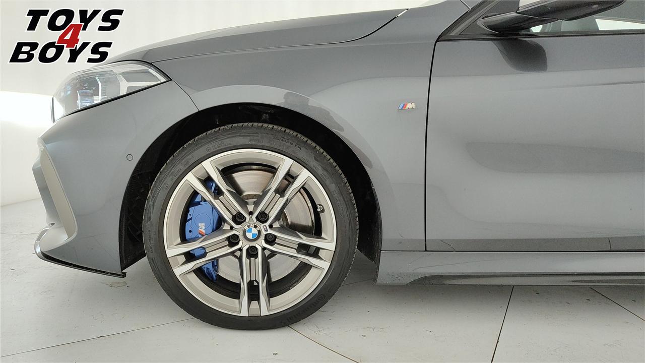 BMW Serie 1 F40 - M 135i xdrive auto