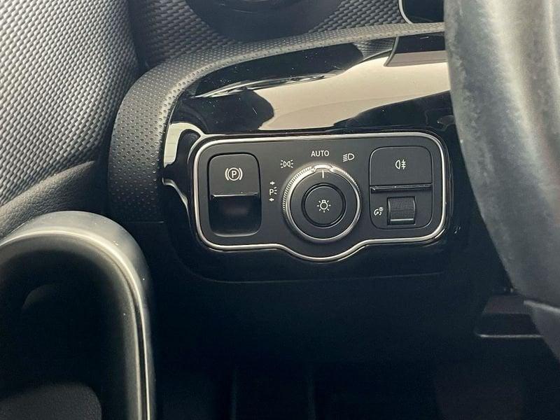 Mercedes-Benz Classe A A 180 d Automatic Sport