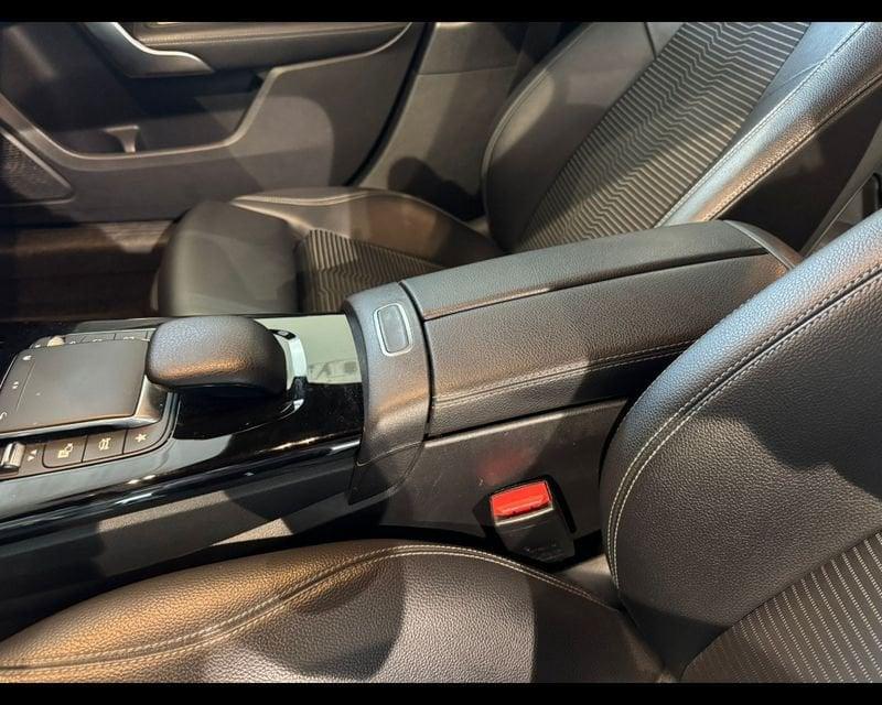 Mercedes-Benz Classe A (W177) A 180 d Automatic Sport