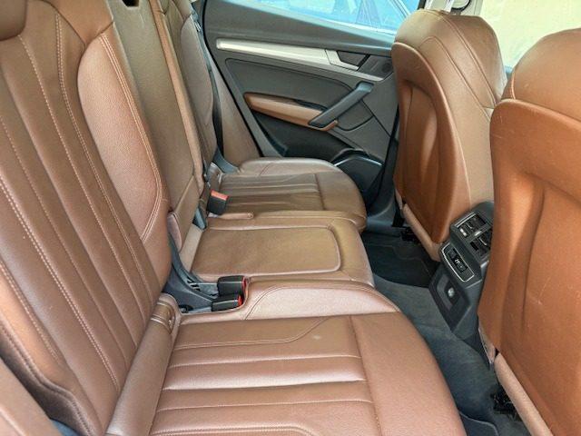 AUDI Q5 50 TFSI e quattro PHEV S tronic Business