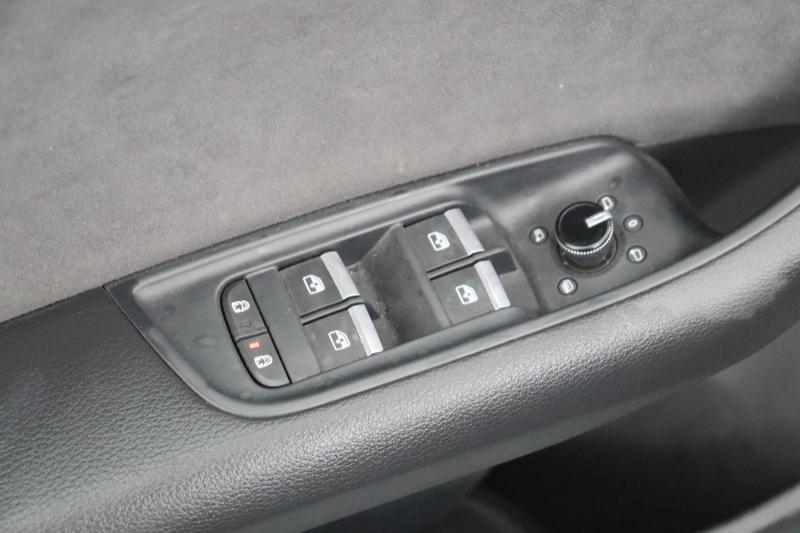 Audi Q8 3.0 tdi mhev S line edition quattro 286cv Tetto Panor. Fari Matrix