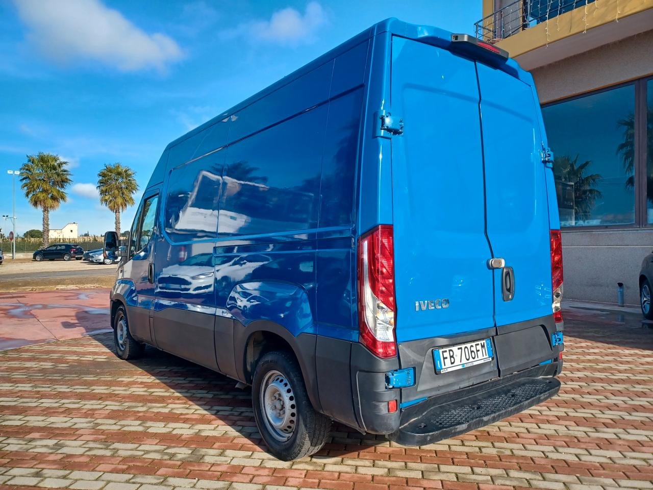 Iveco New Daily 2.3 35S13 .