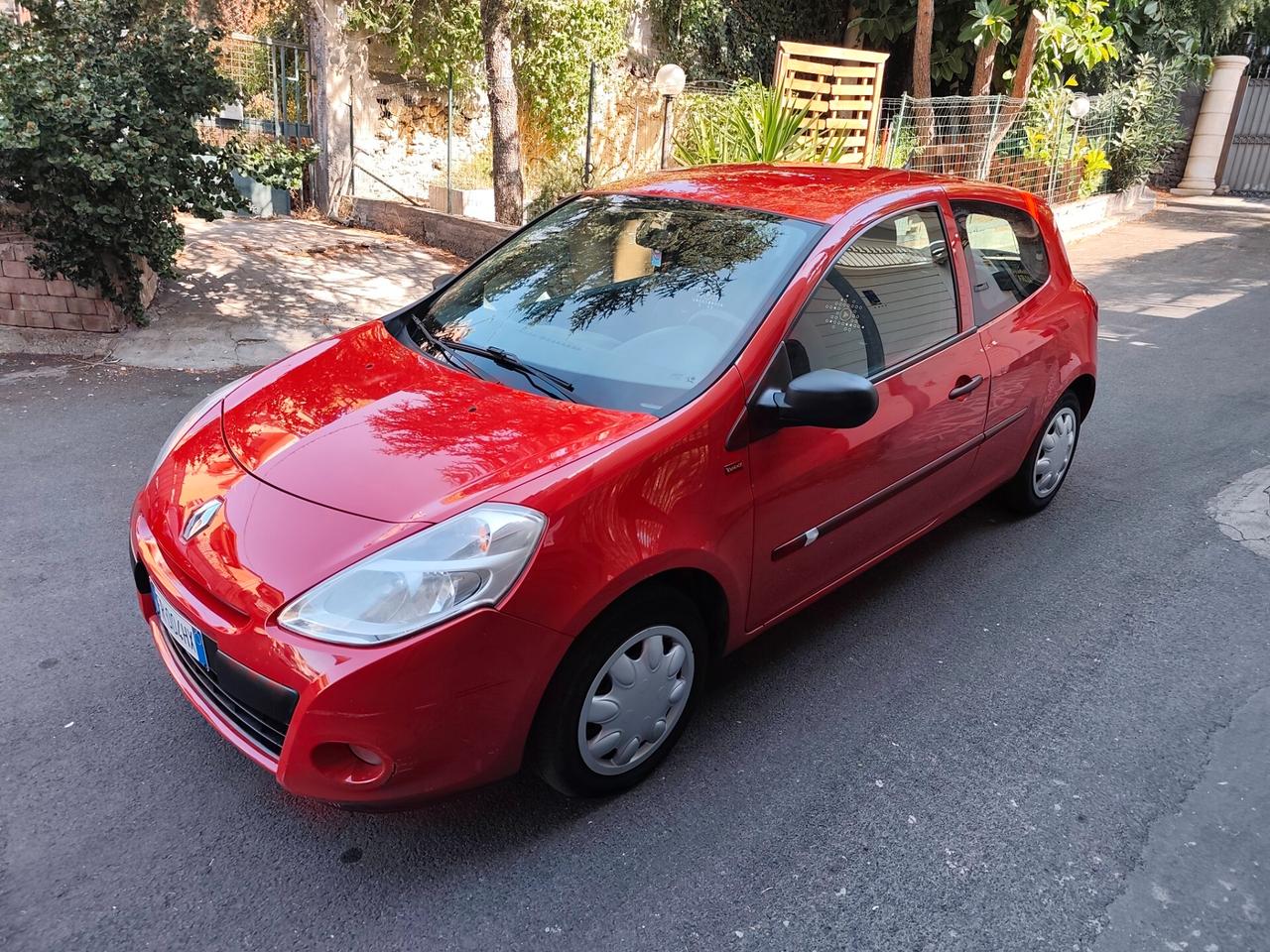 Renault Clio 1.2 16V 3 porte 2012