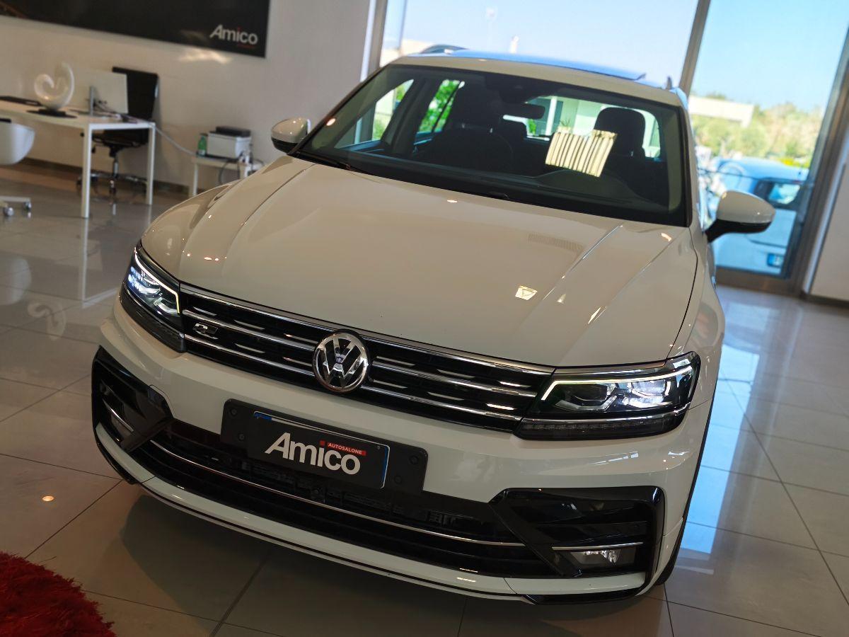 VOLKSWAGEN Tiguan R-LINE TETTO 190CV DSG 4MOTION