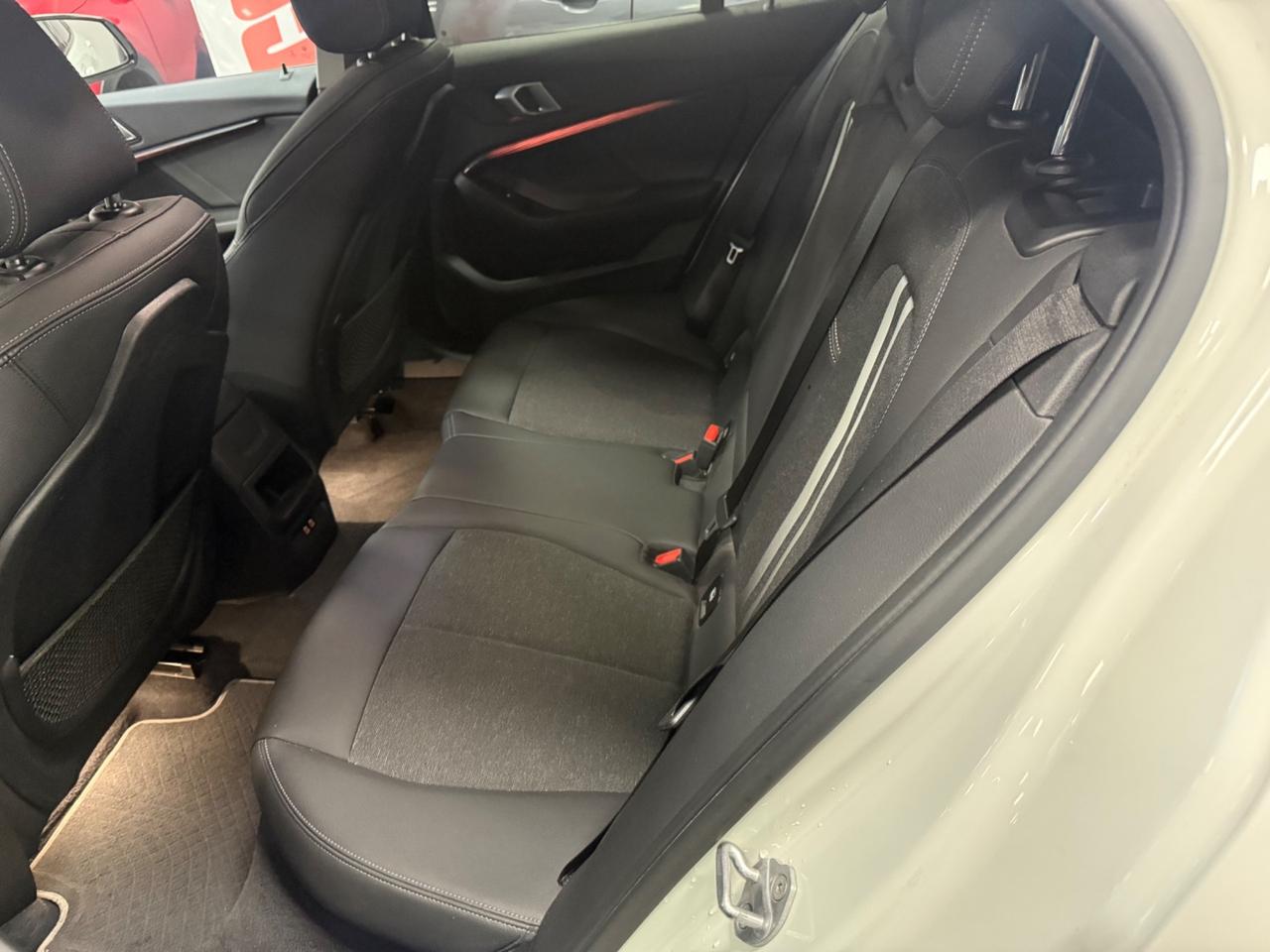 Bmw 116 116d 5p. Sport Auto 116CV Ok Neopatentati