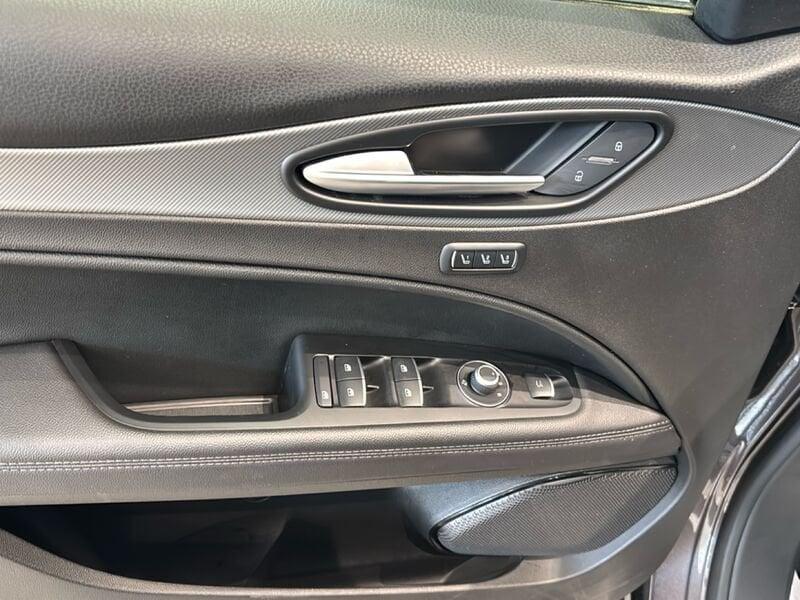 Alfa Romeo Stelvio 2.2 TD 210 CV Veloce AT8 Q4