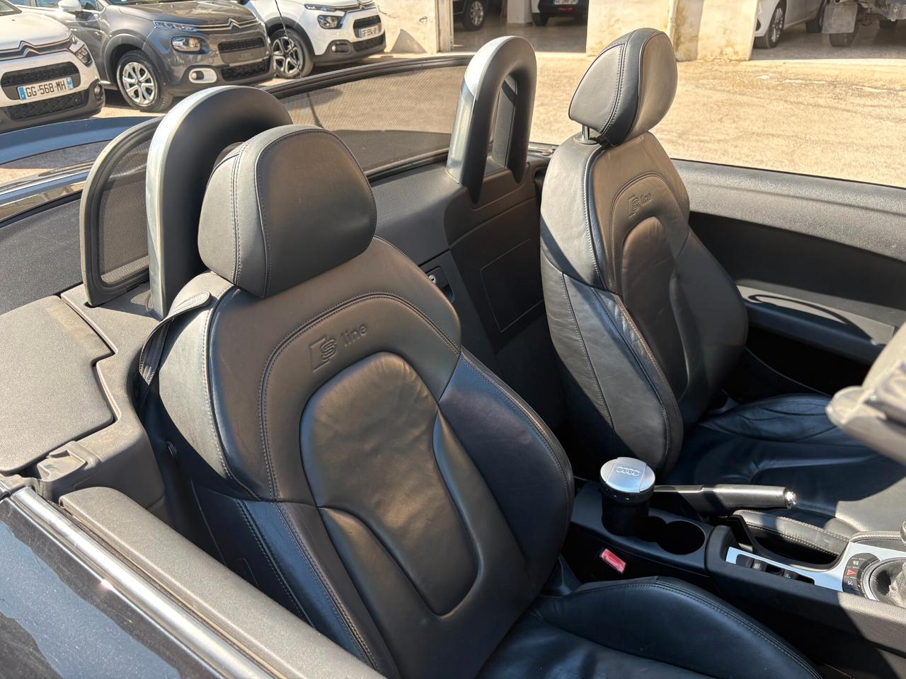 Audi TT Roadster 2.0 TFSI 200 CV S-LINE