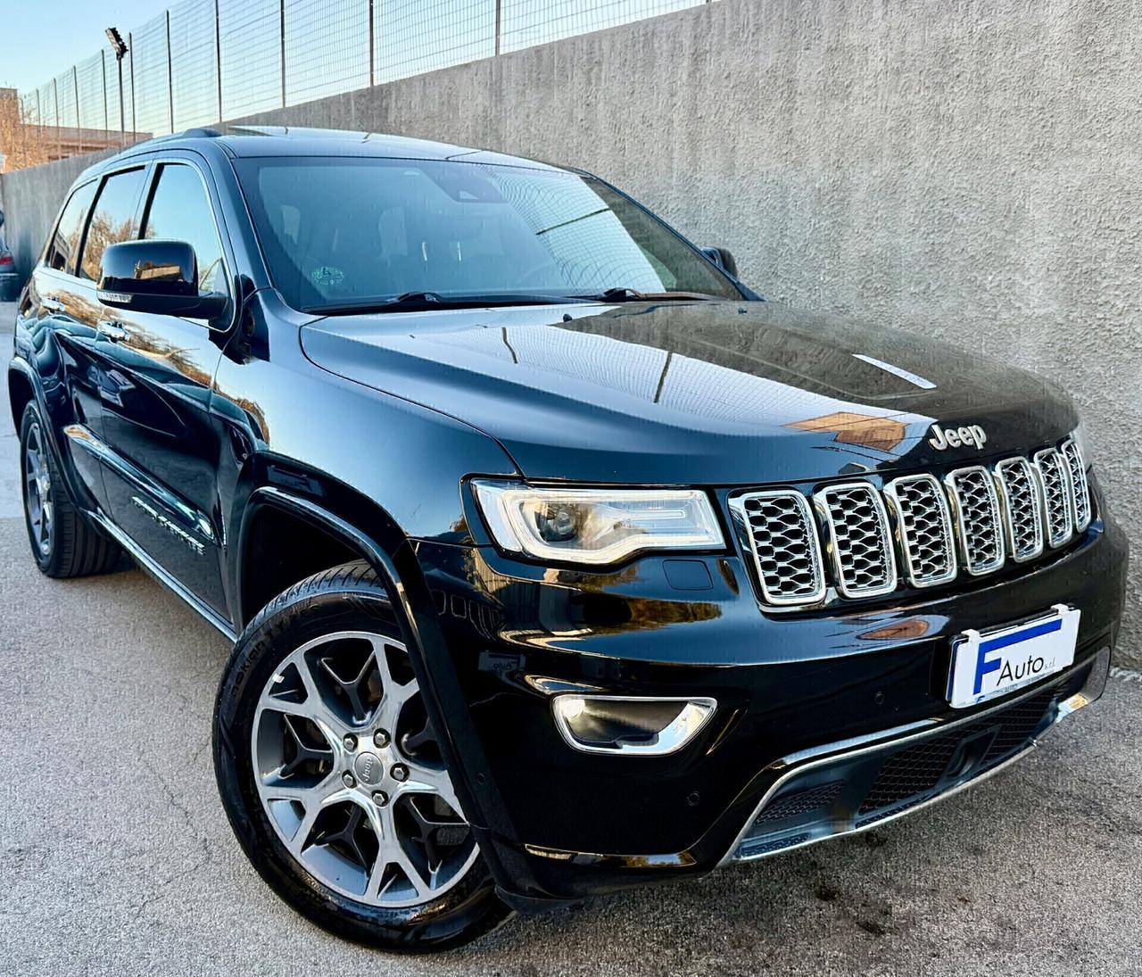 Jeep Grand Cherokee 3.0 V6 CRD 250 CV Multijet II OVERLAND