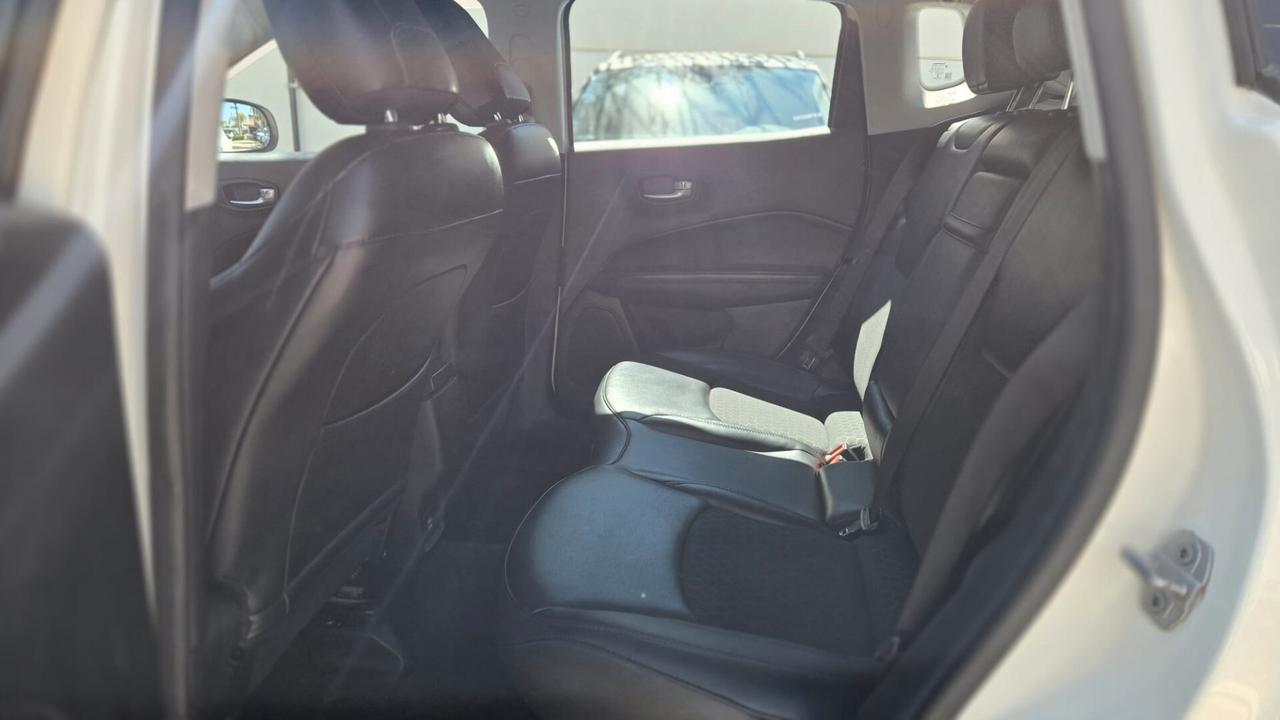 Jeep Compass 1.6 mjt Night Eagle 2wd 120CV Pelle Uff Italy USB