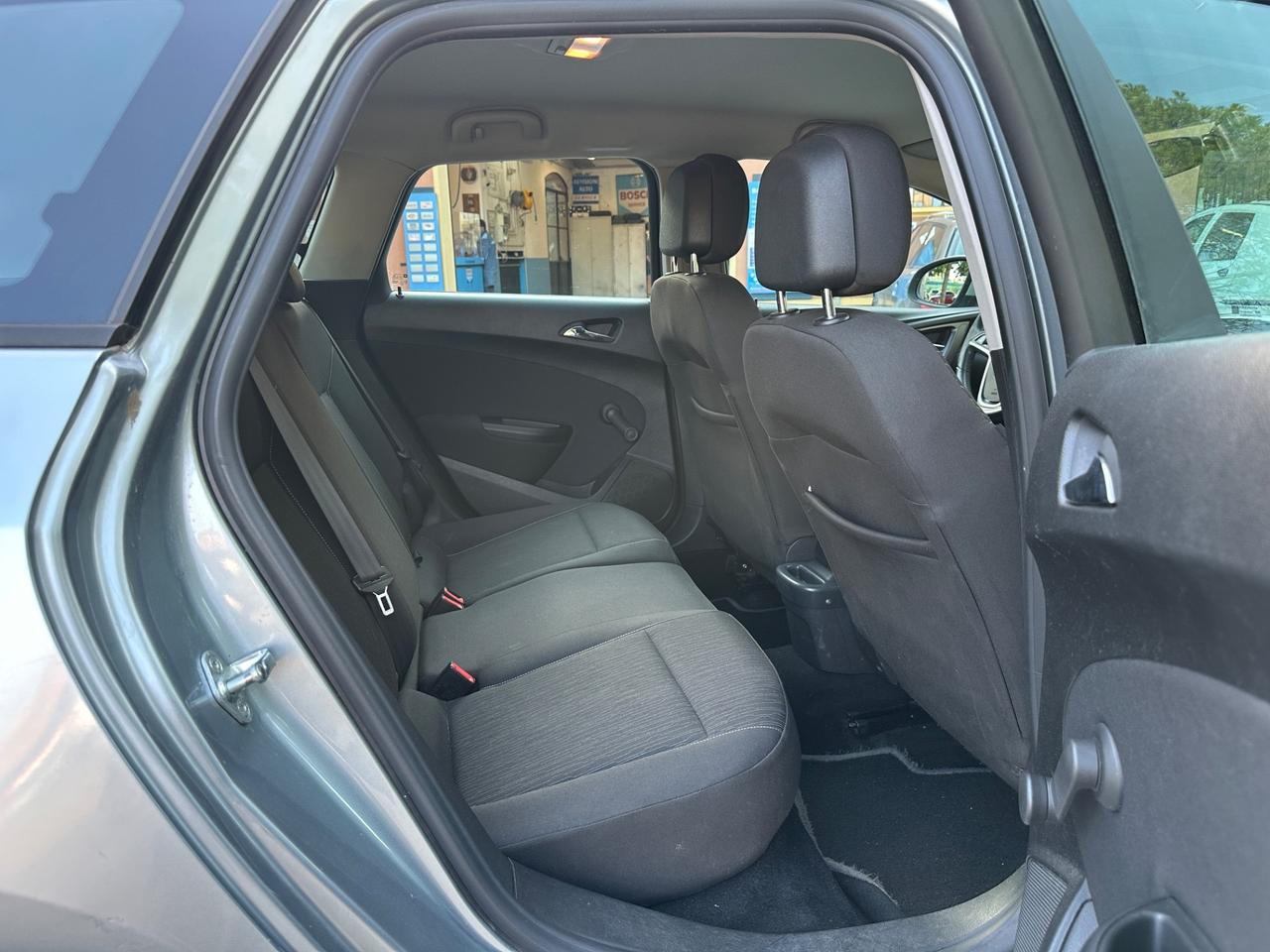 Opel Astra 1.7 CDTI 110CV 140mila km