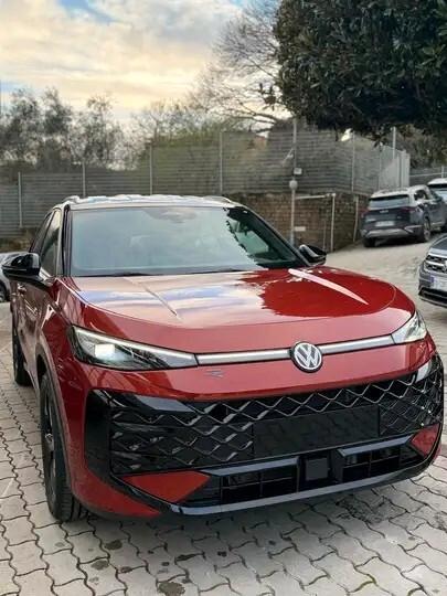 Volkswagen T-Roc 1.5 eTSI ACT 150 CV DSG R-Line