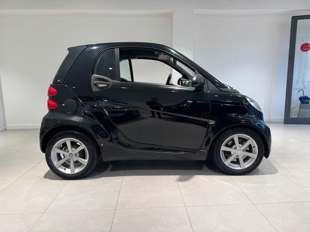 Smart ForTwo 1000 52 kW MHD coupé passion