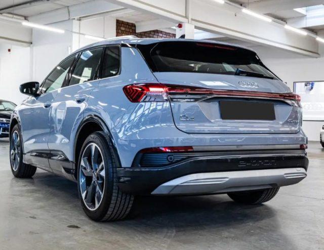 AUDI Q4 e-tron Q4 40 e-tron S line edition