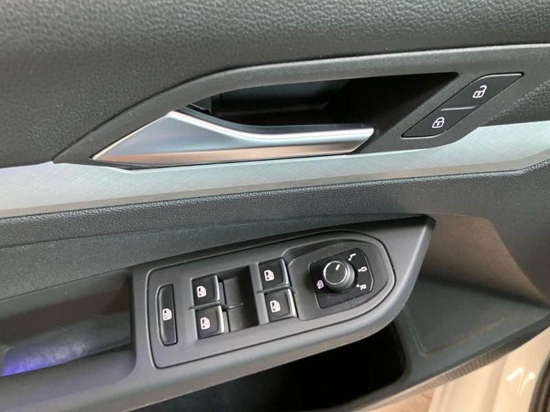 Volkswagen Golf 1.0 eTSI 81kW EVO Life DSG